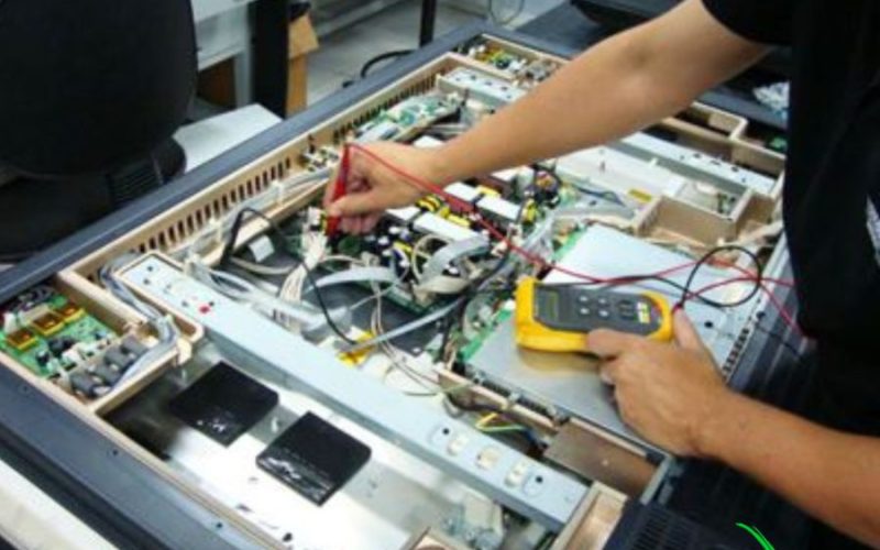 Aprenda a Consertar TVs e Conquiste a Liberdade que Você Sempre Sonhou!